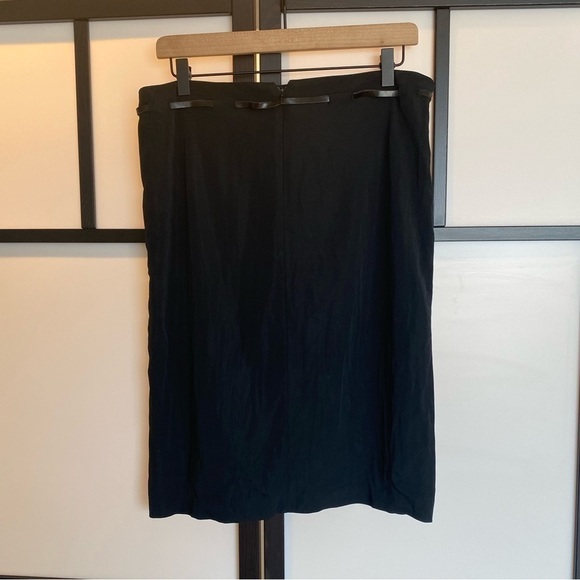 Vintage Dolce & Gabbana black skirt. Size 48 - Picture 6 of 16